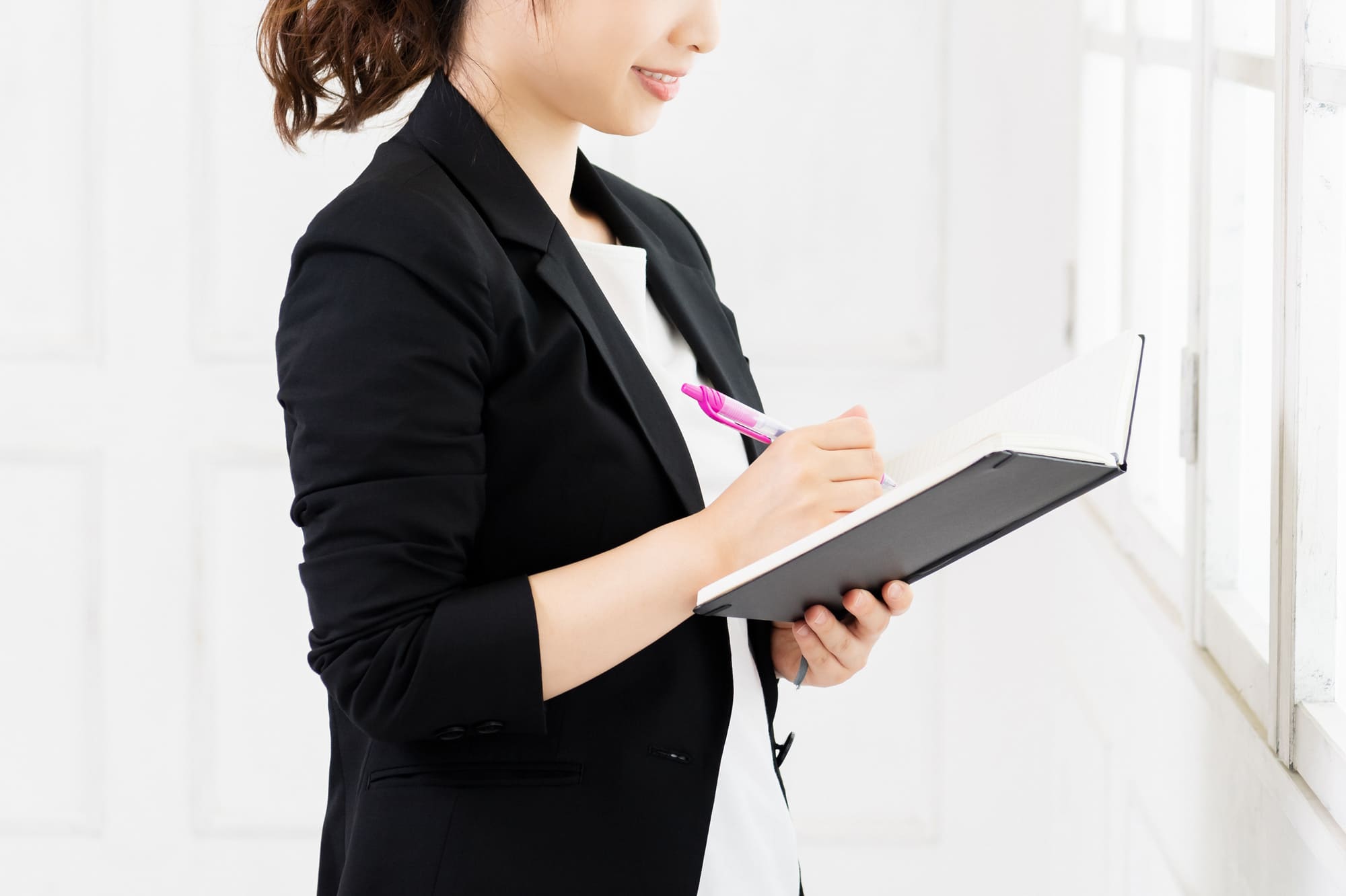 日勤常勤の新しい働き方を実現し、年収600万円以上を目指すあなたへ！