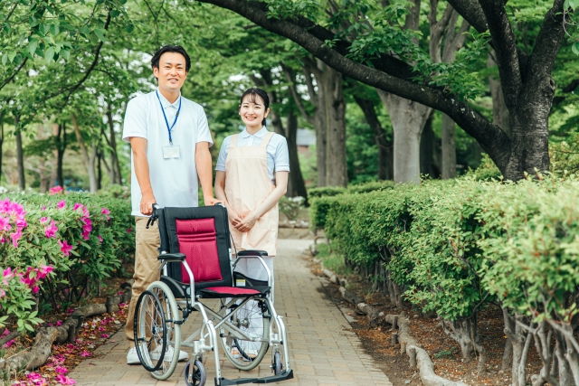 ひまわり訪問看護ステーション/常勤　訪問看護/正看護師/オンコール対応あり/土日祝休/年間休日124日以上/社用車通勤可/直行直帰可/教育隊体制充実/訪問未経験歓迎